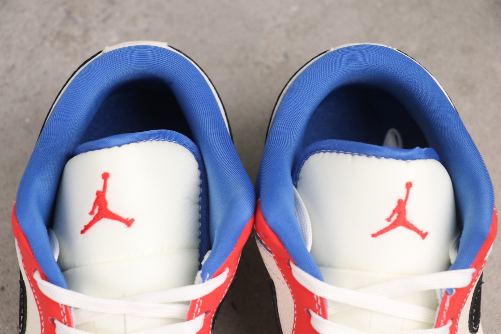 20251115/Nike_251115-2